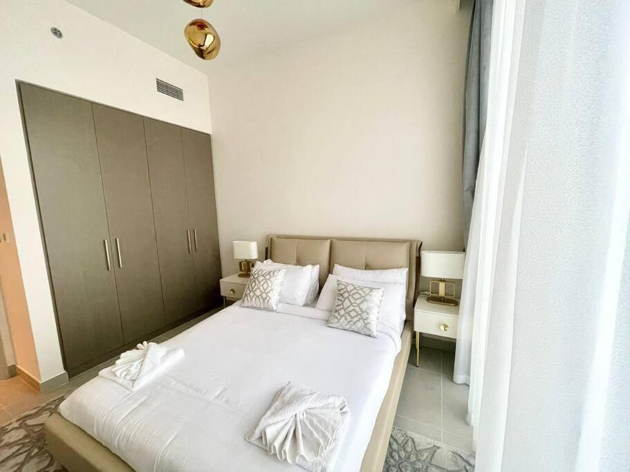3 Bedroom In Downtown Apartment Dubai