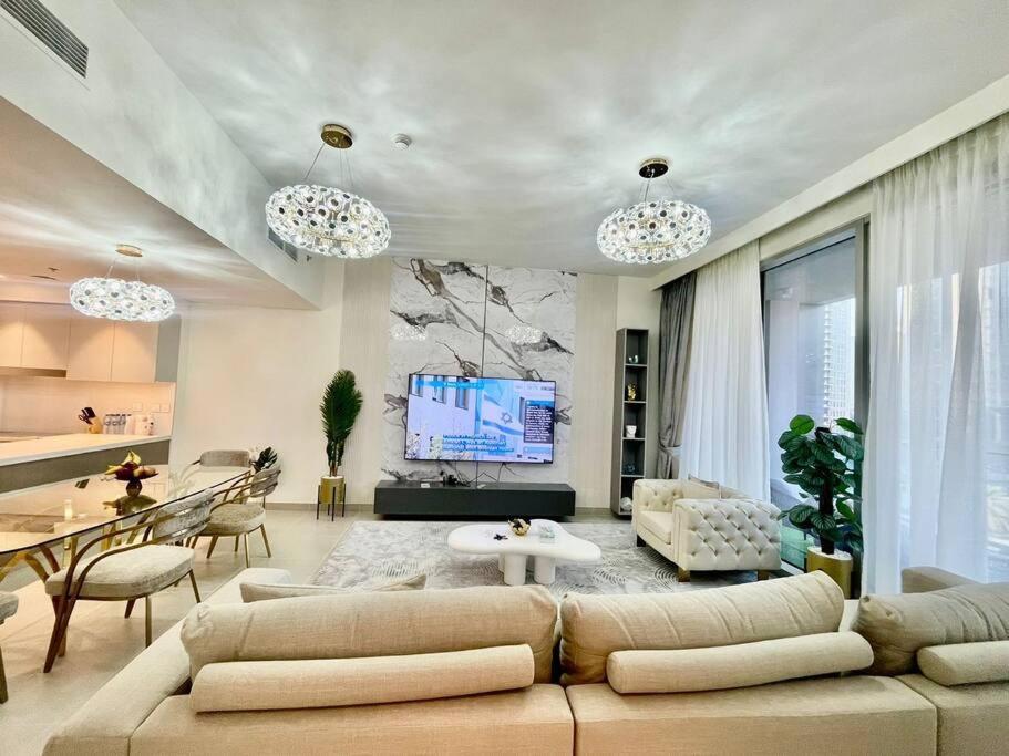 3 Bedroom In Downtown * Dubai